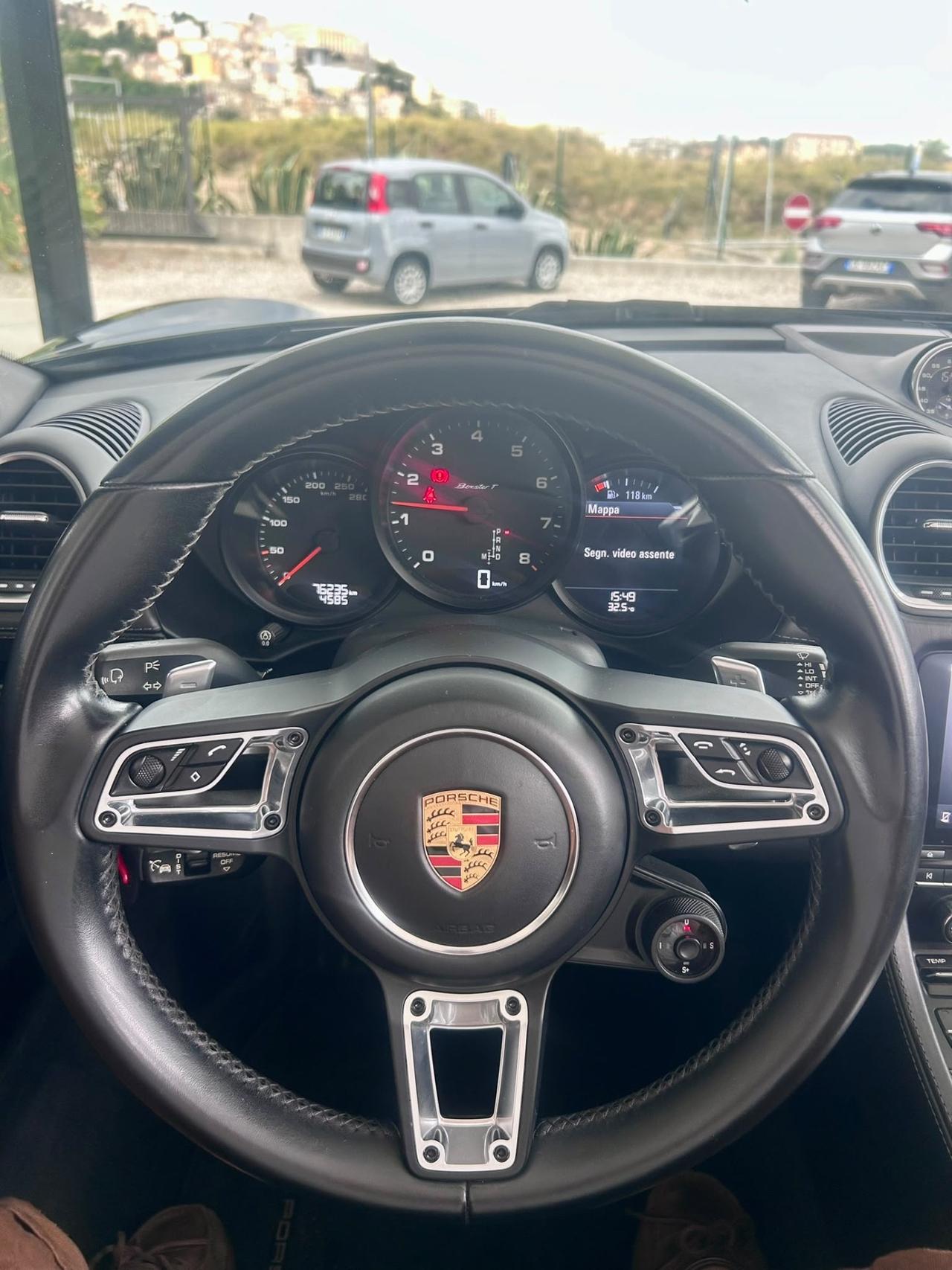Porsche 718 Spyder Boxster 2.0 T