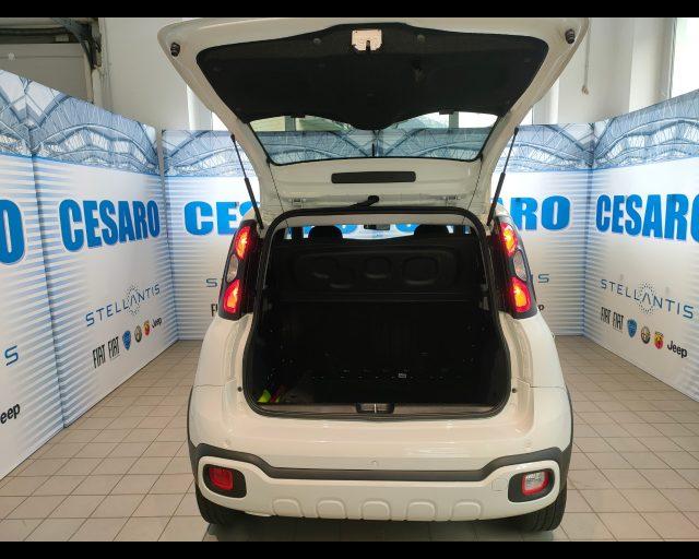 FIAT New Panda 1.0 firefly hybrid Cross s&s 70cv 5p.ti