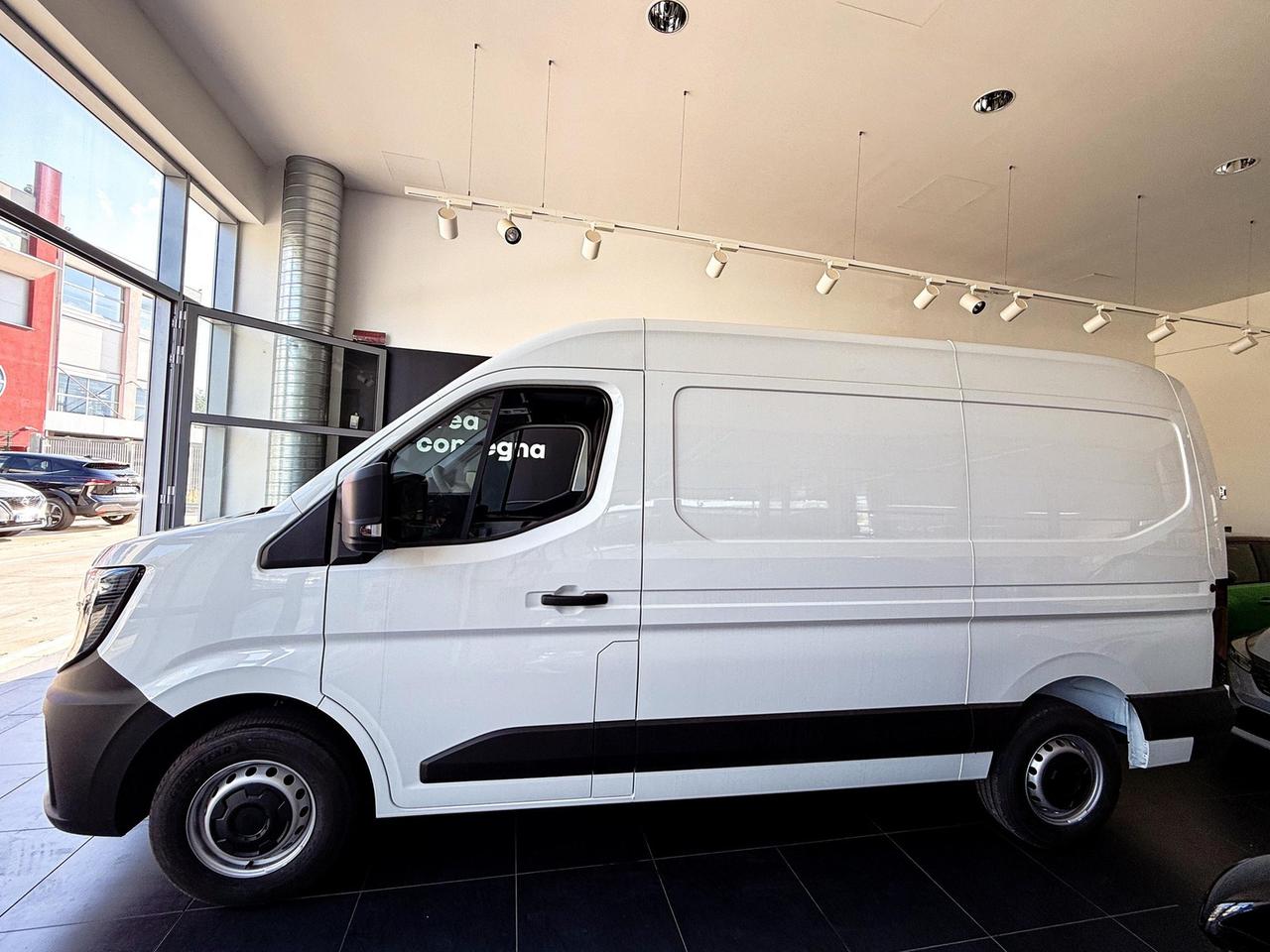 Renault Master t35 2.0 blue dci 130cv l2h2