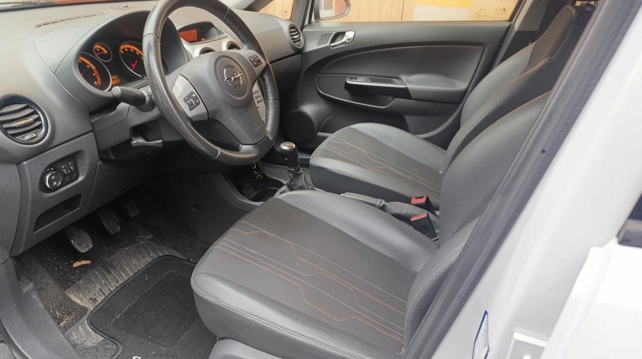 Opel Corsa 1.2 GPL OK NEOPATENTATI