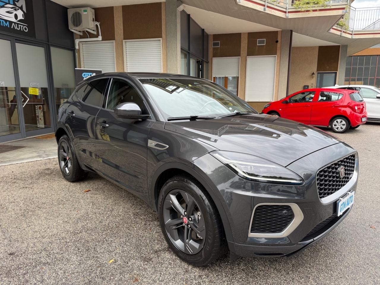 Jaguar E-Pace 2.0D I4 163 CV R-Dynamic SE