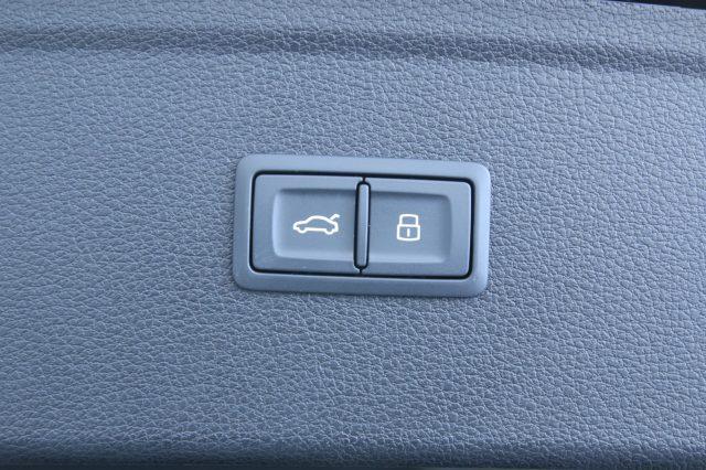 AUDI Q5 40TDI 204 CV quattro Stronic S line Tetto/Black ed