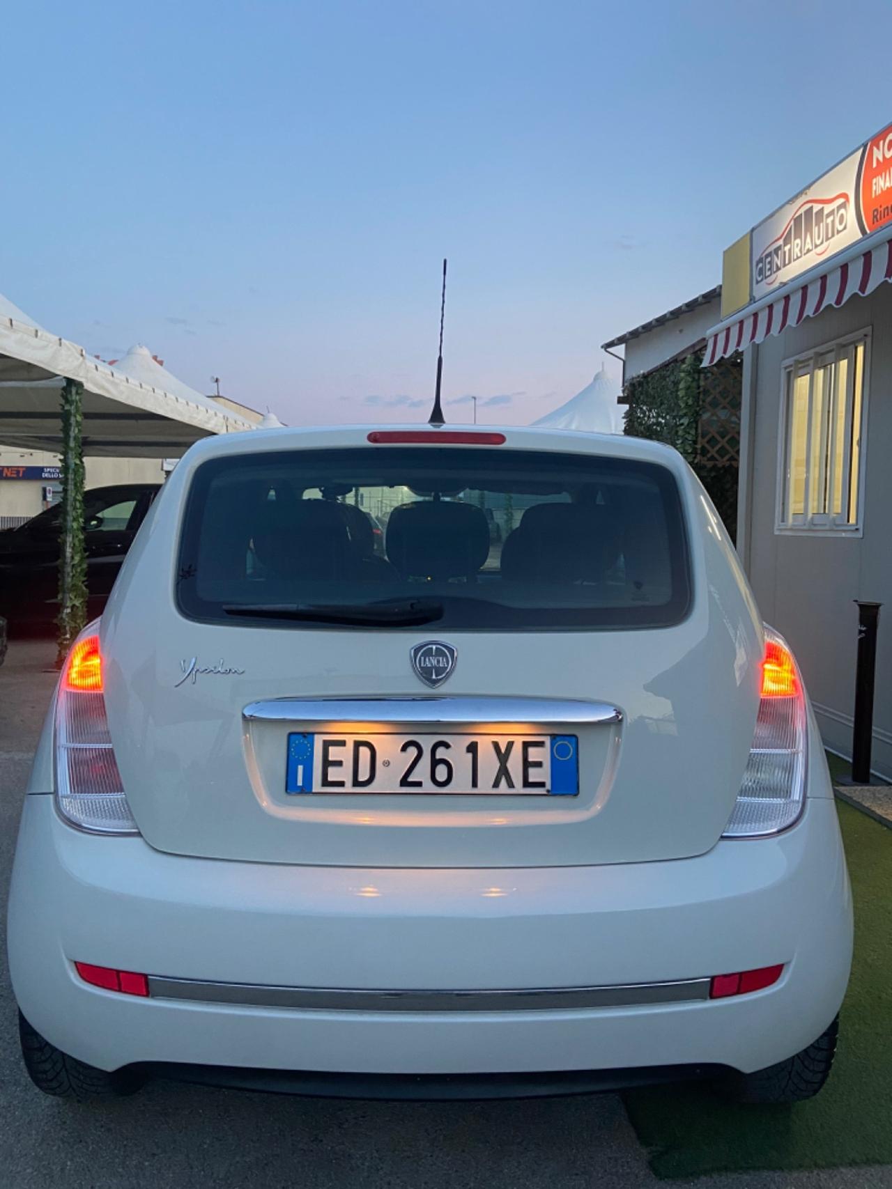 Lancia Ypsilon Diesel 1.3 MJT 75 CV DIVA