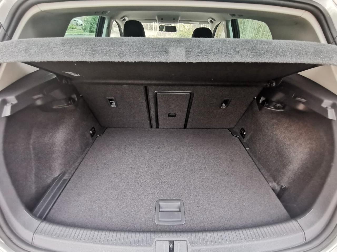 VOLKSWAGEN GOLF 7.5 1.6 TDI