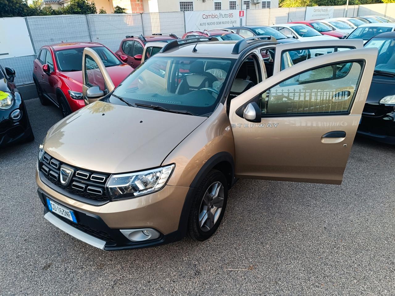 Dacia Sandero Stepway 1.0 TCe 100 CV ECO-G Comfort
