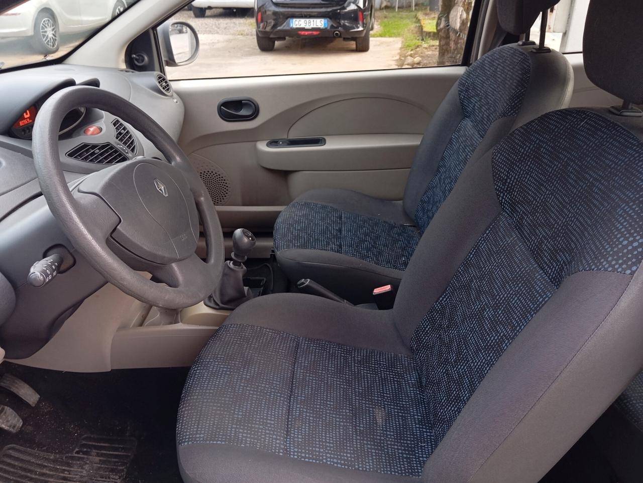 Renault Twingo 1.2 16V Le Iene permute