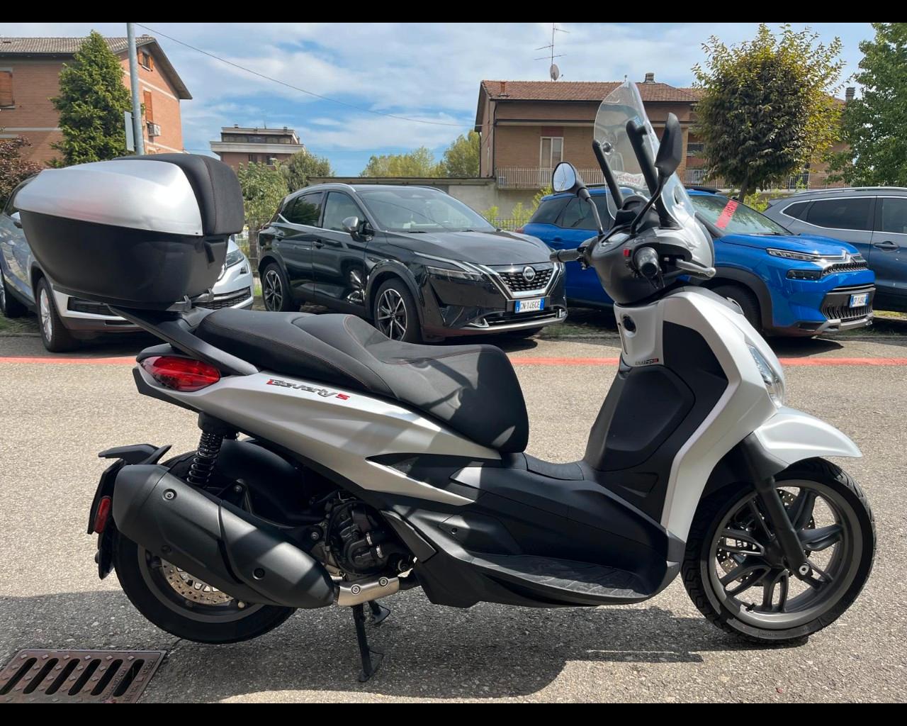 PIAGGIO Beverly - Beverly 300 ie S Abs-asr my21