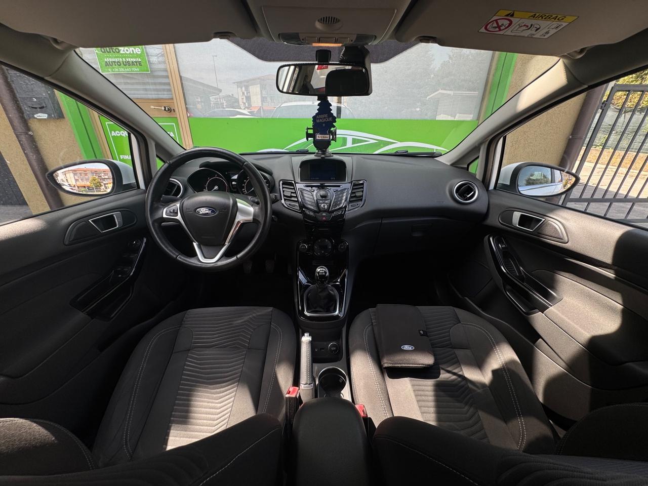 Ford Fiesta 1.5 TDCi 75CV 5 p NEOPATENTATI 2014 106500 km