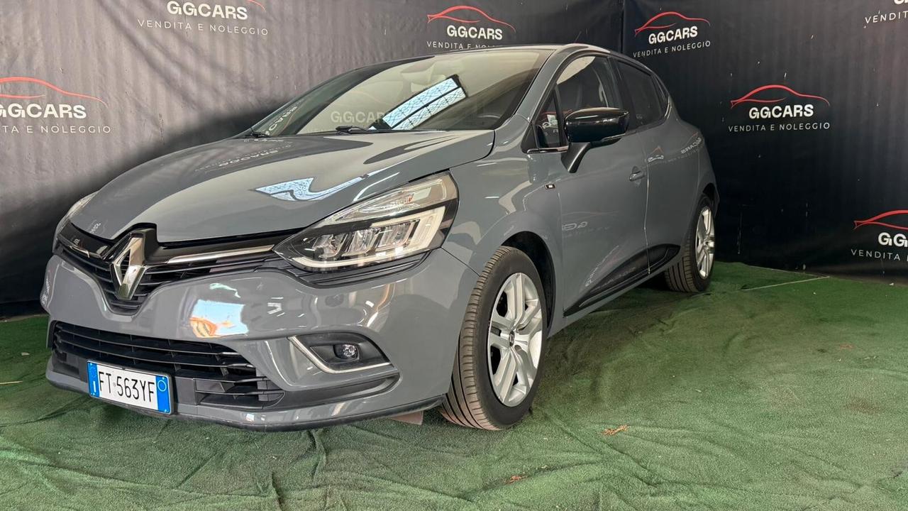 Renault Clio dCi 8V 90 CV 5 porte Moschino Intens