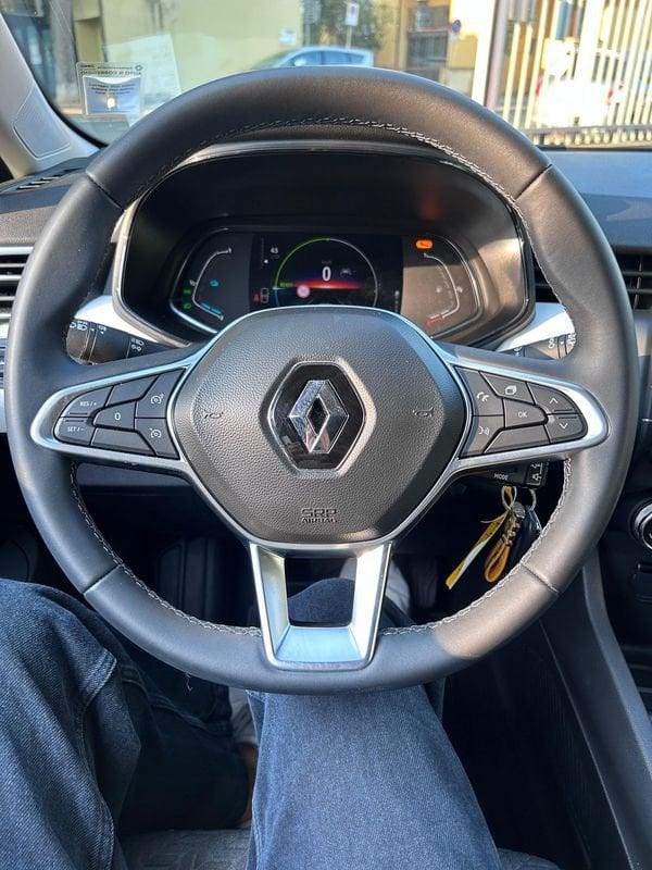 Renault Clio Clio 1.6 E-Tech full hybrid Evolution 145cv auto