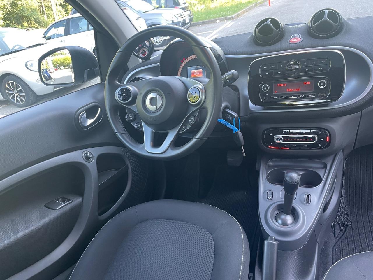 Smart ForTwo 90 0.9 Turbo *Automatik*Neopatentati*Solo 30000*
