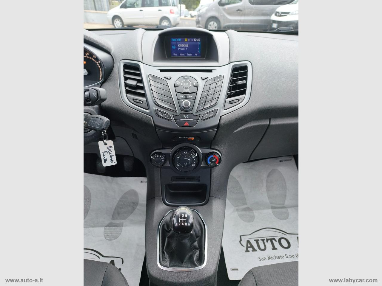 FORD Fiesta 1.5 TDCi 75 CV 5p. Titanium