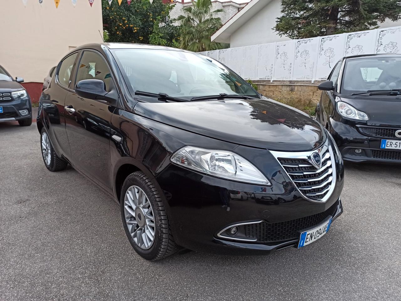 Lancia Ypsilon 1.3 MJT 16V 95 CV 5p. S&S Platinum