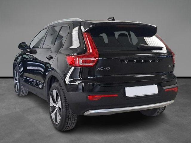 VOLVO XC40 B3 automatico