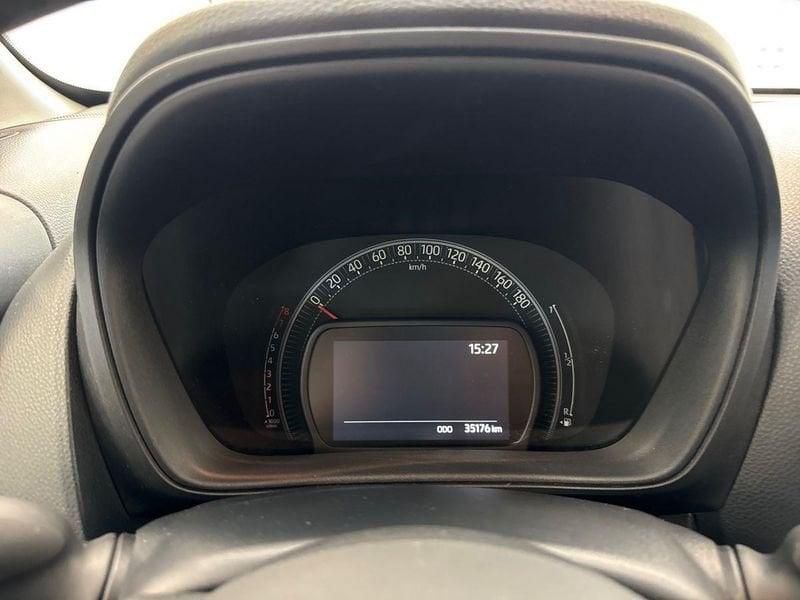 Toyota Aygo X 1.0B (72 CV) Active S-CVT