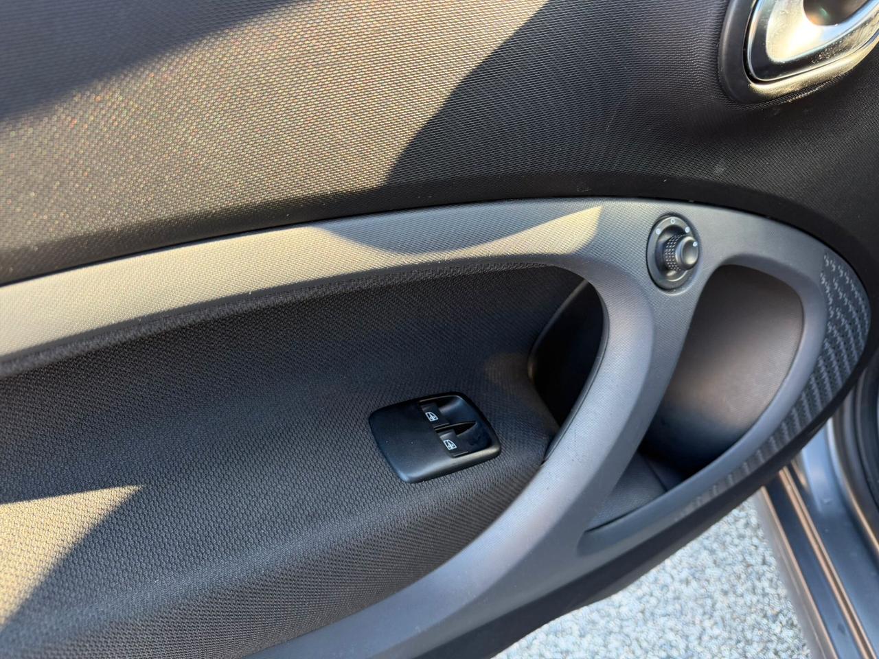 Smart ForTwo 90 0.9 T twinamic cabrio Cherrywhite