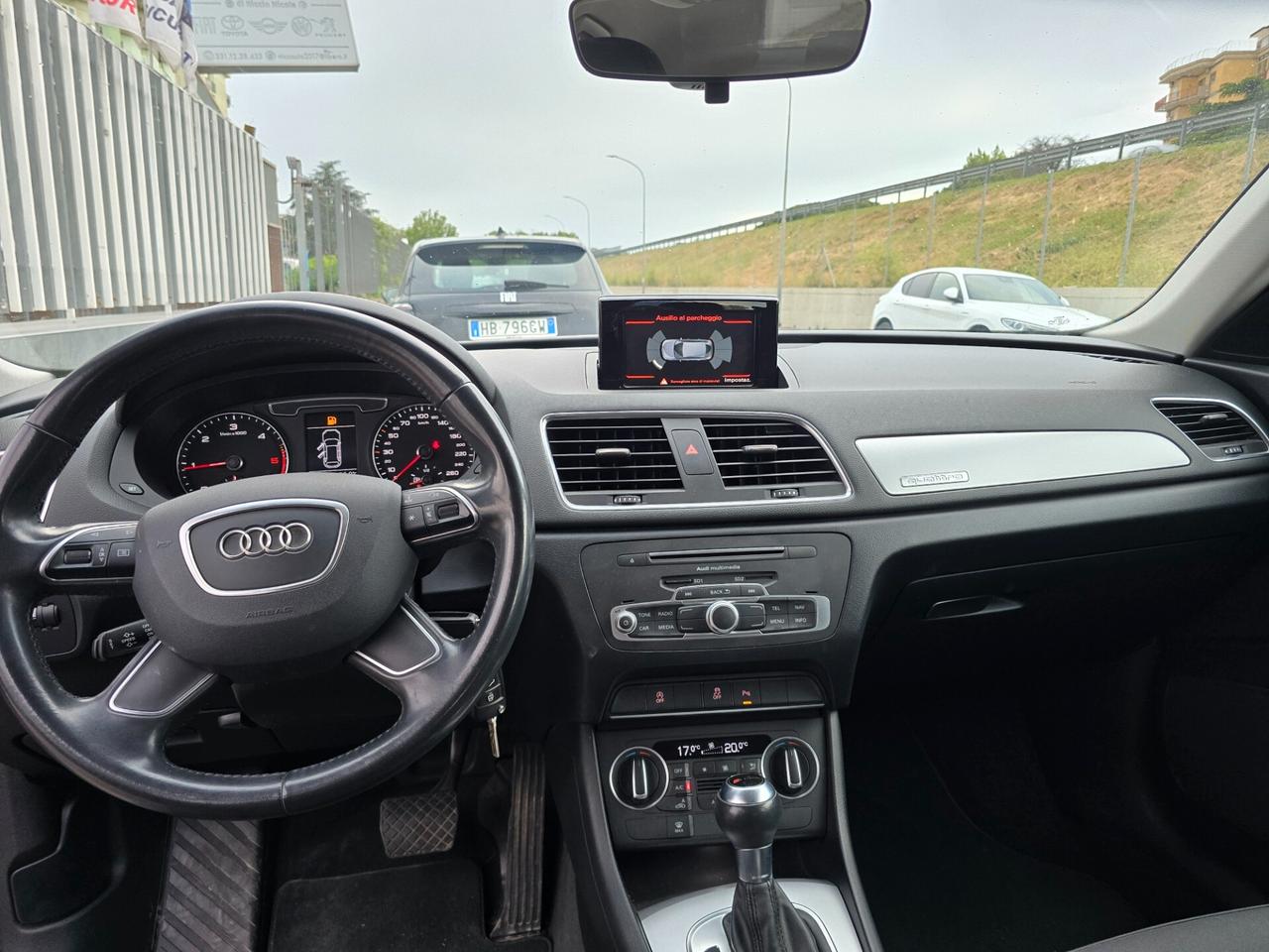 Audi Q3 2.0 TDI 150 CV S tronic Sport