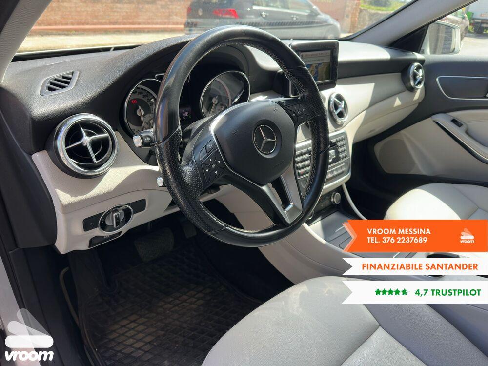 MERCEDES GLA (X156) GLA 200 CDI Automatic Sport