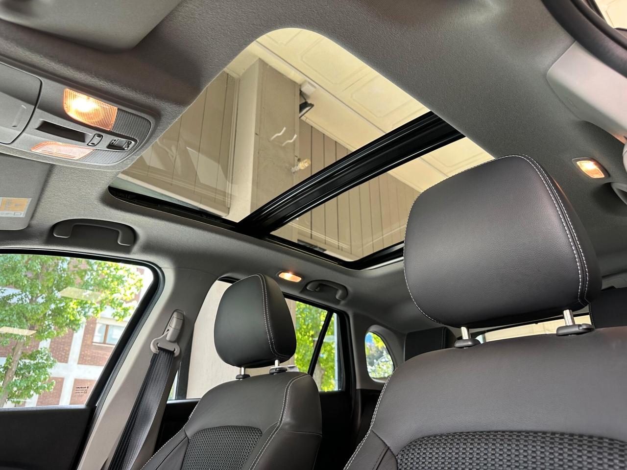 Suzuki S-Cross 1.5 Hybrid 4WD