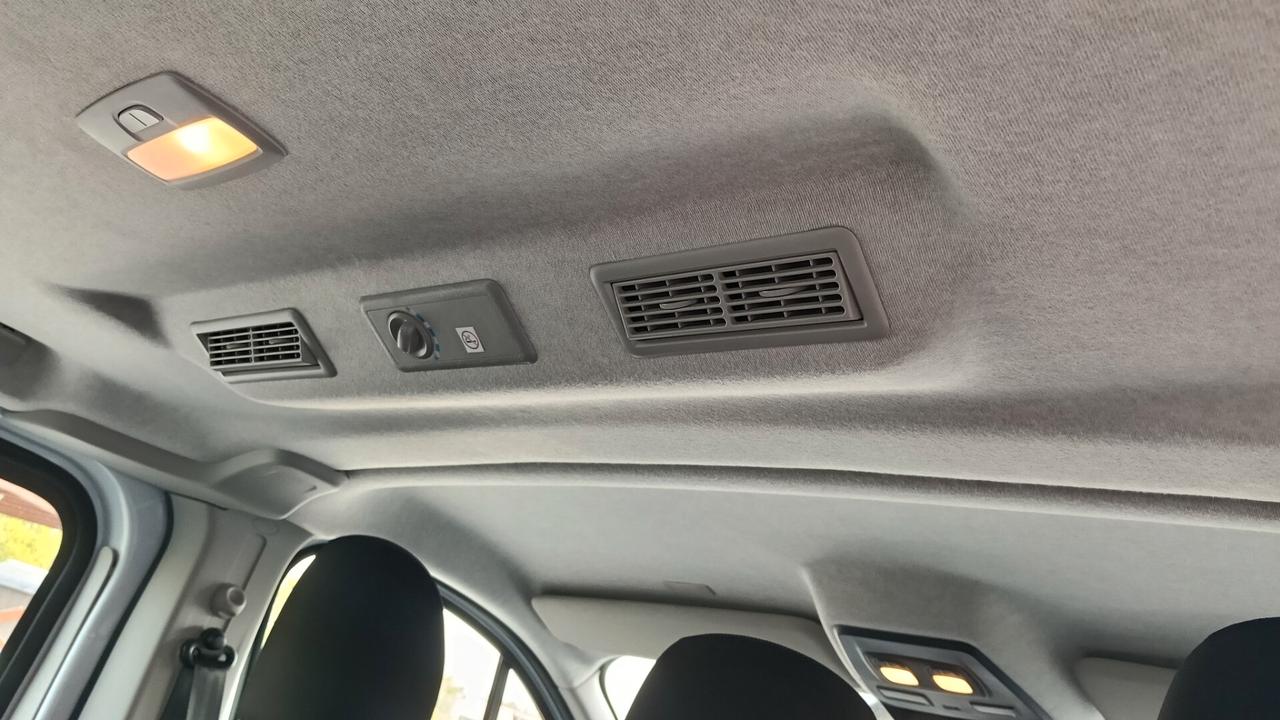 Renault Trafic BluedCi 110CV PC-TN Authentic