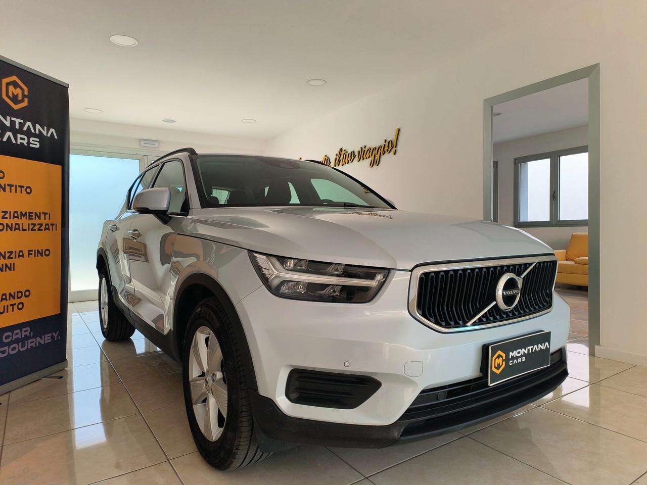 Volvo XC40 T3 Momentum Core