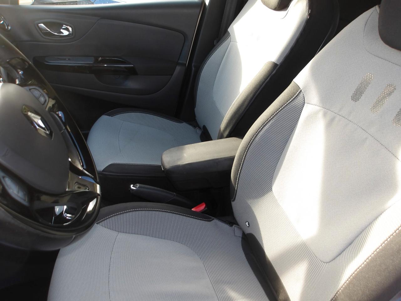 RENAULT CAPTUR 1.5 DCI- AUTO-RETROC-GARANZIA FULL