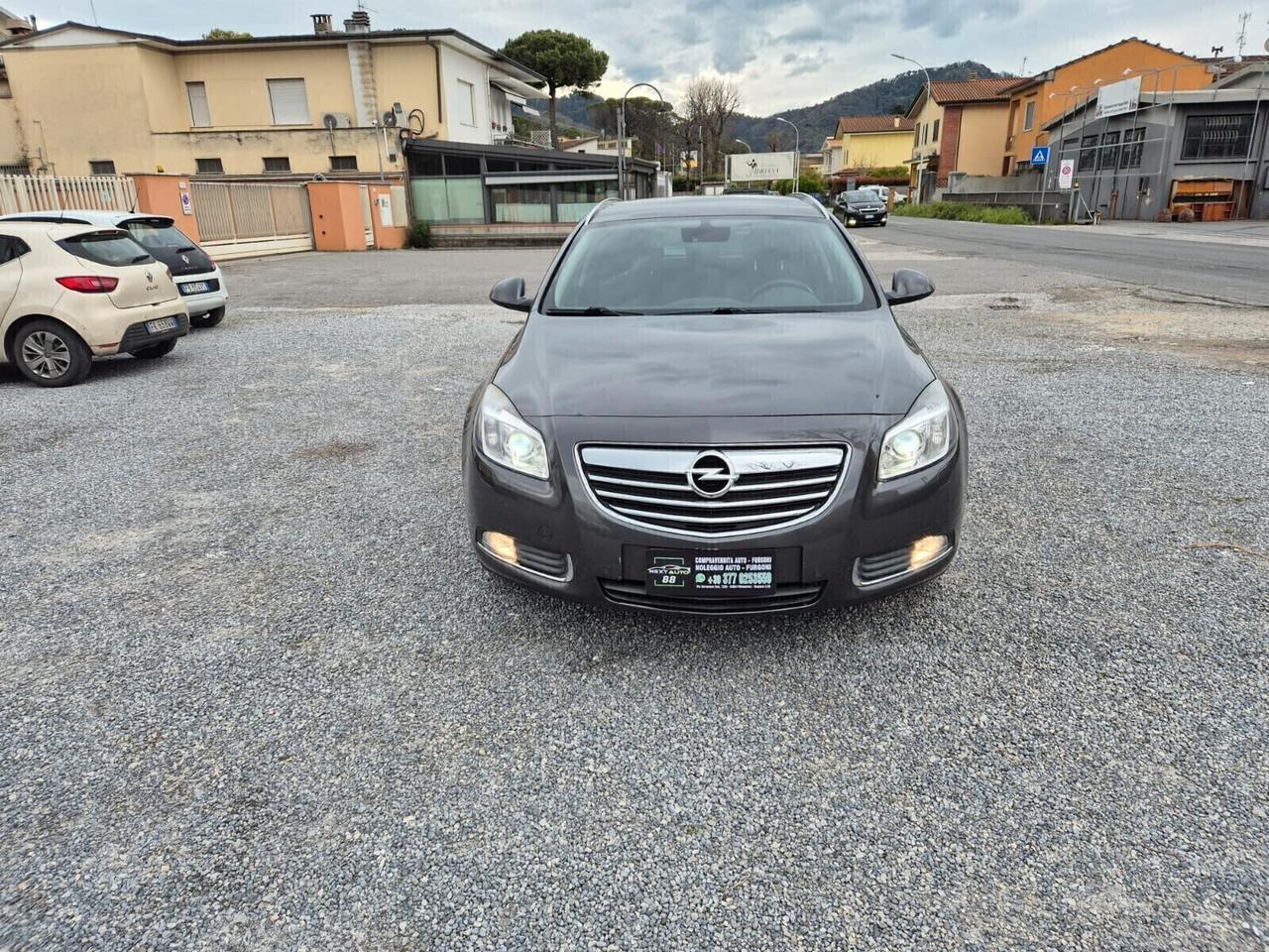 Opel Insignia 2.0 CDTI Sports Tourer Cosmo DA VETRINA