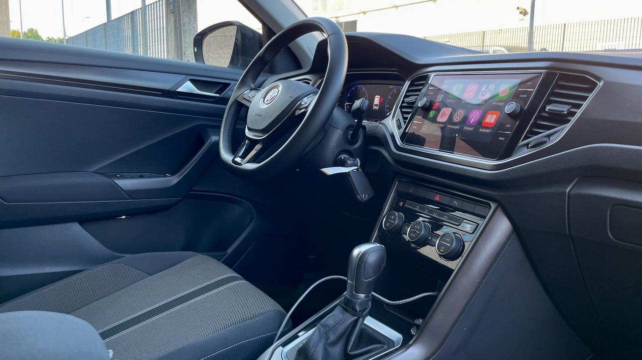 VOLKSWAGEN T-ROC 1.5 TSI ADVANCED BLUEMOTION TECHNOLOGY 150CV - CARPLAY
