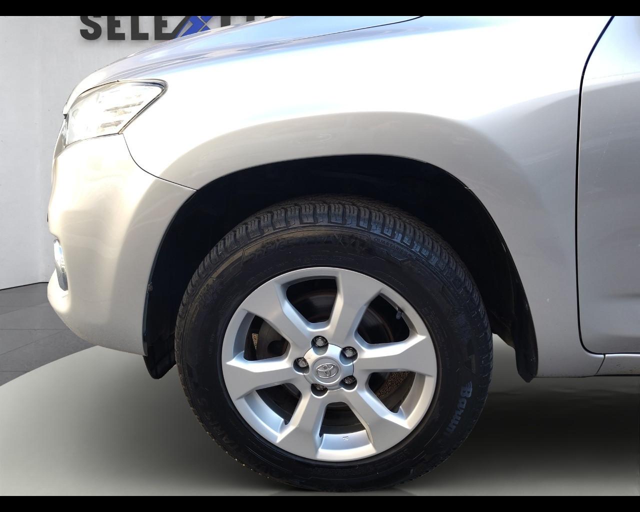 TOYOTA RAV4 3ª serie - RAV4 2.2 D-4D 150 CV DPF