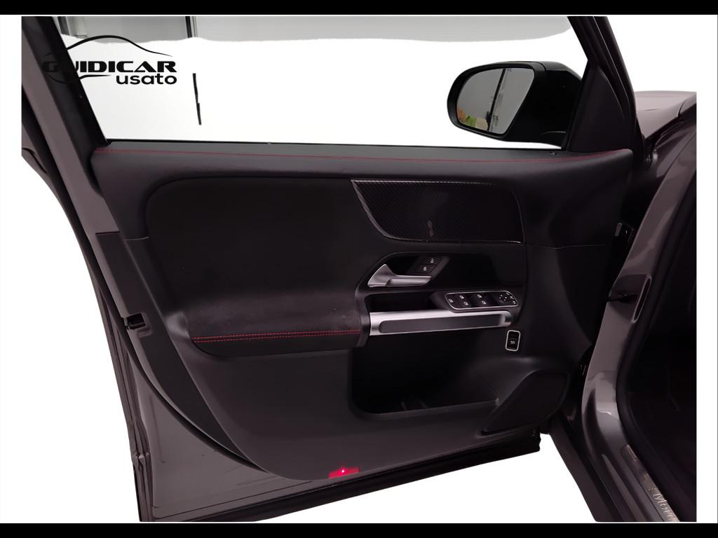 Mercedes-Benz GLB - X247 2019 - GLB 200 d Premium auto