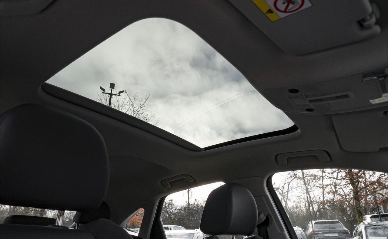 Audi Q3 45TFSI S tronic S LINE interno esterno Cerchi Sonos tetto