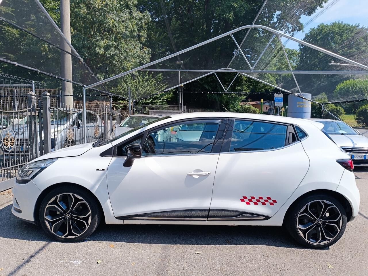 Renault Clio dCi 8V 90 CV EDC 5 porte Moschino Zen