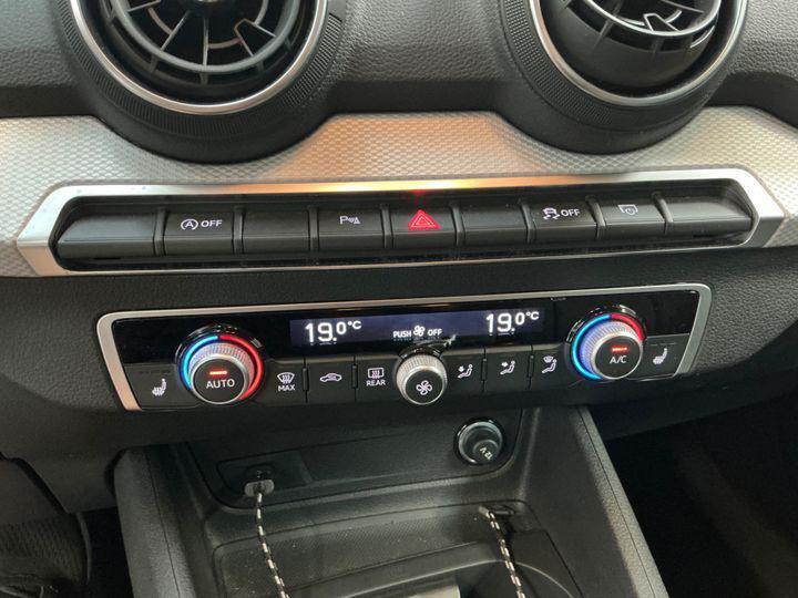 Audi Q2 35 TFSI 1.5 S-Tronic Advanced Fari MATRIX, Navi, Retrocamera, Sedili riscaldati
