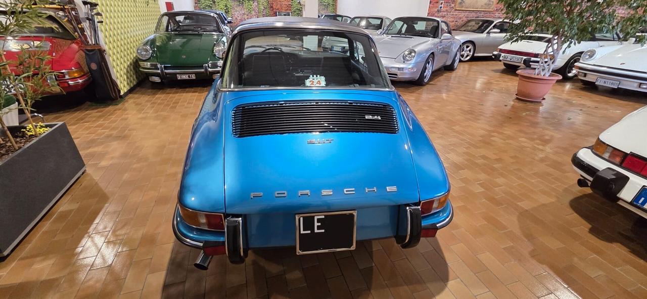 Porsche 911 2400T Targa Asi Restauro Ölklappe