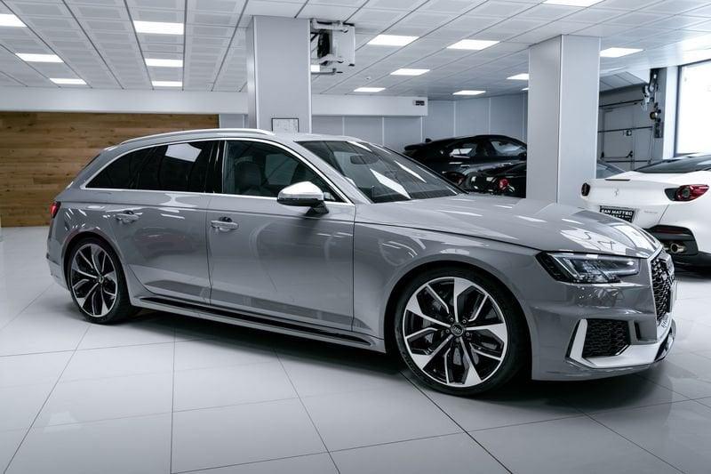 Audi RS4 *CARBOCERAMICA*UFFICIALE ITALIANA*