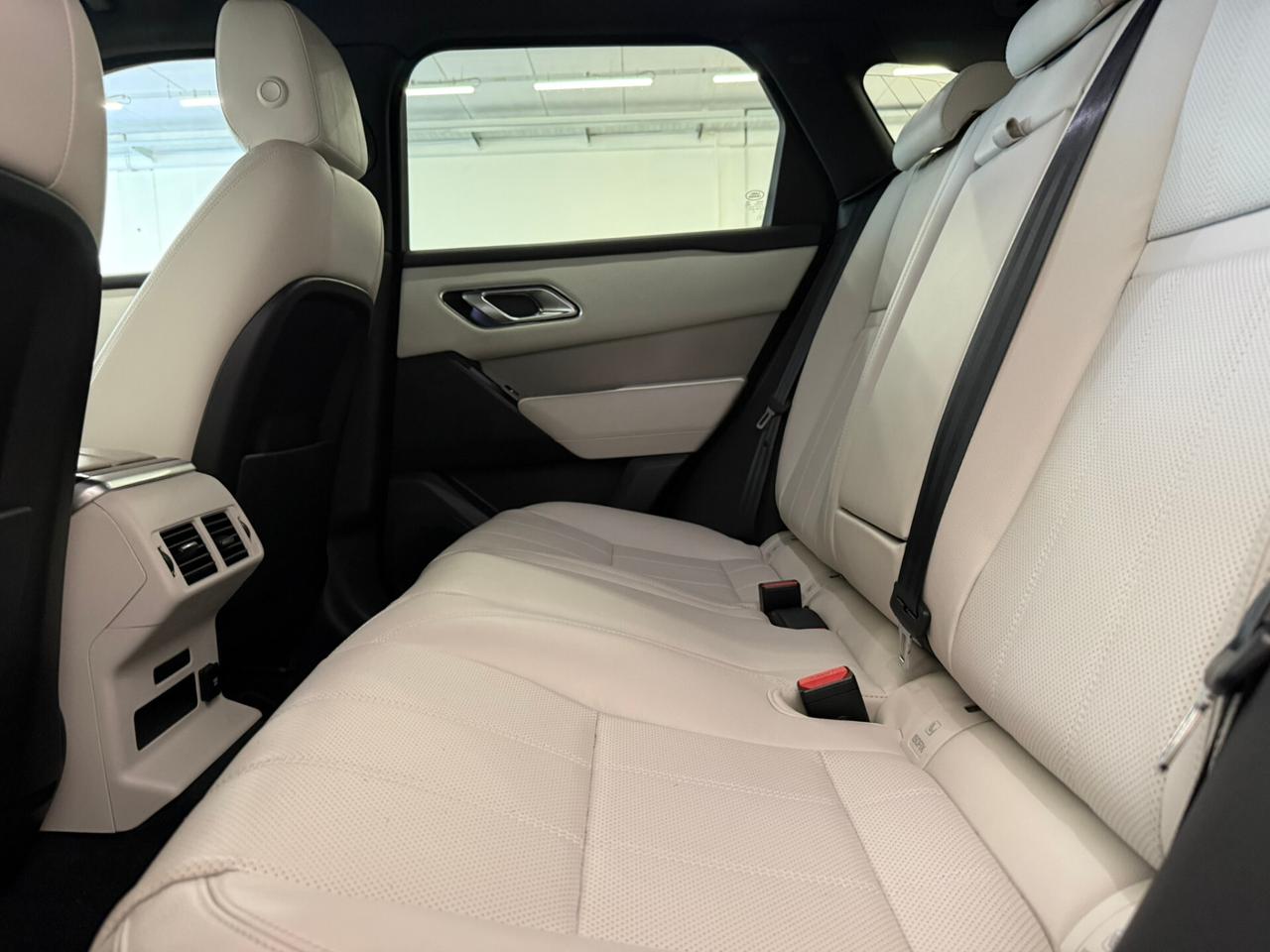 Land Rover Range Velar 2.0D I4 180 CV R-Dynamic S