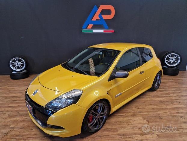 RENAULT Clio 2.0 16V 200CV 3 porte RS