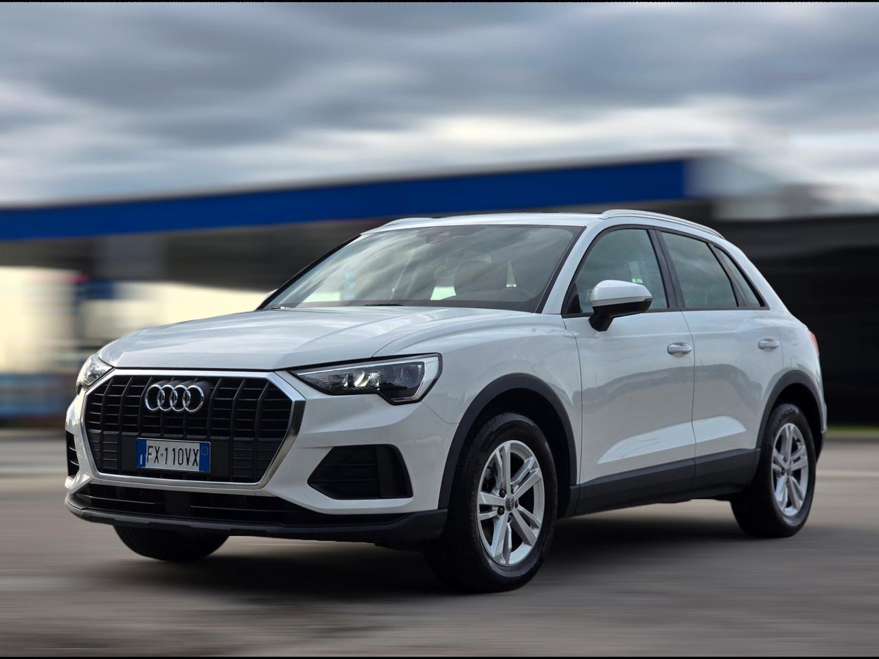 Audi Q3 35 TDI S tronic Business