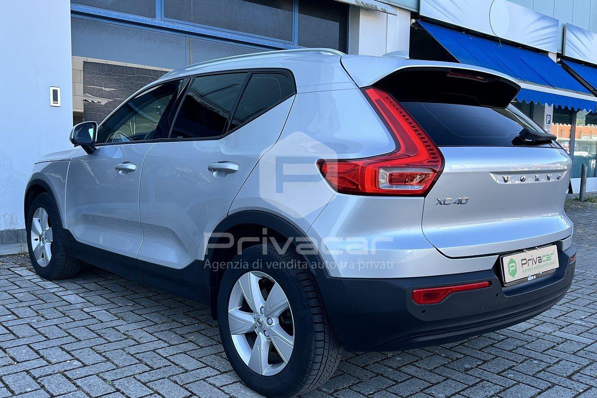 VOLVO XC40 D3 AWD Geartronic Momentum