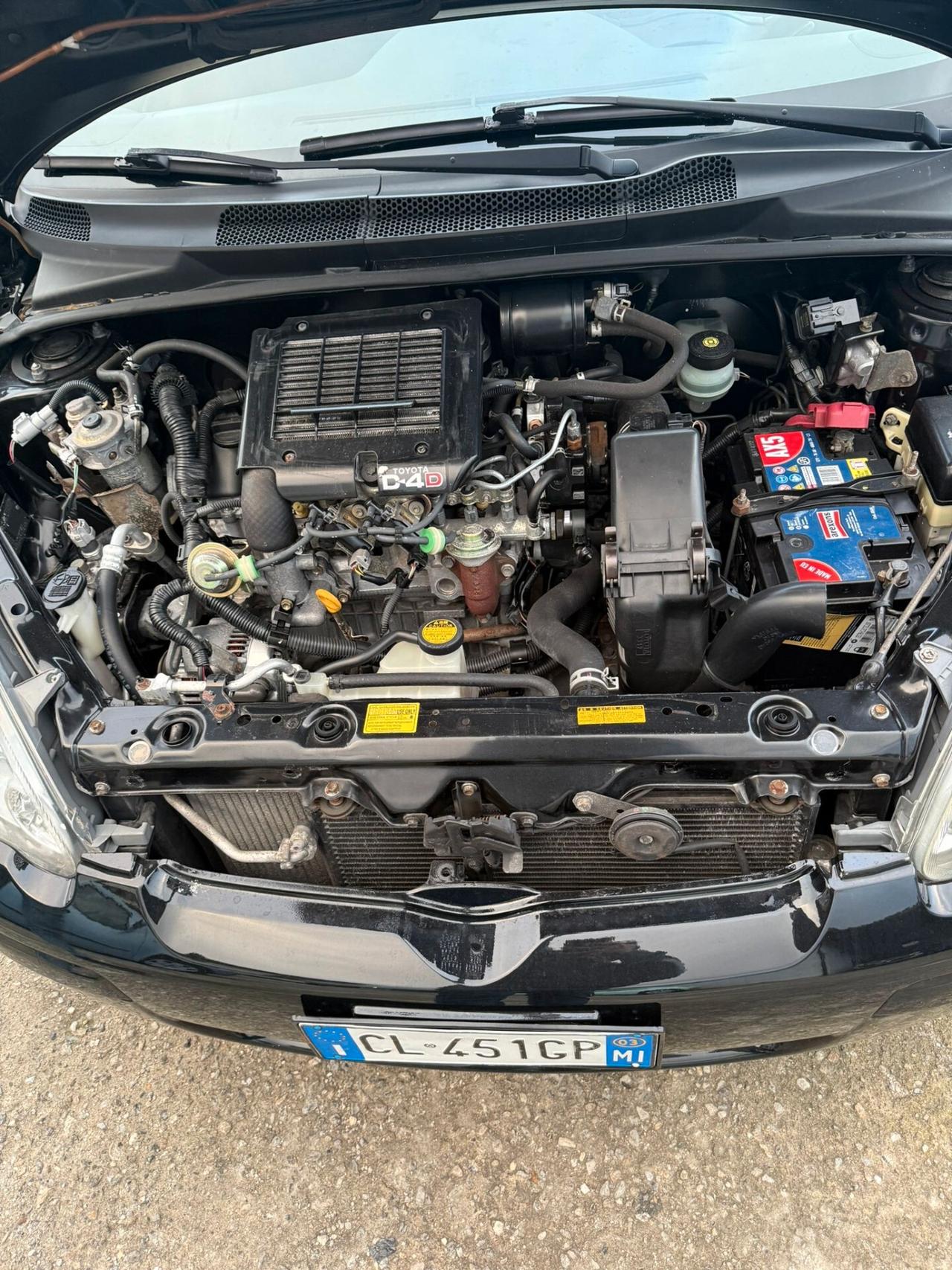 Toyota Yaris 1.4 tdi D-4D cat 5 porte Sol '03