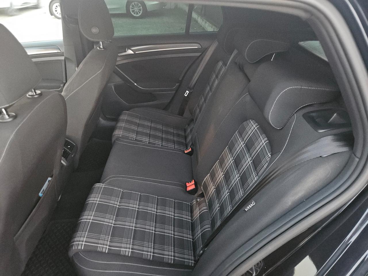Volkswagen Golf GTD 2.0 TDI DSG 5p. BlueMotion Technology