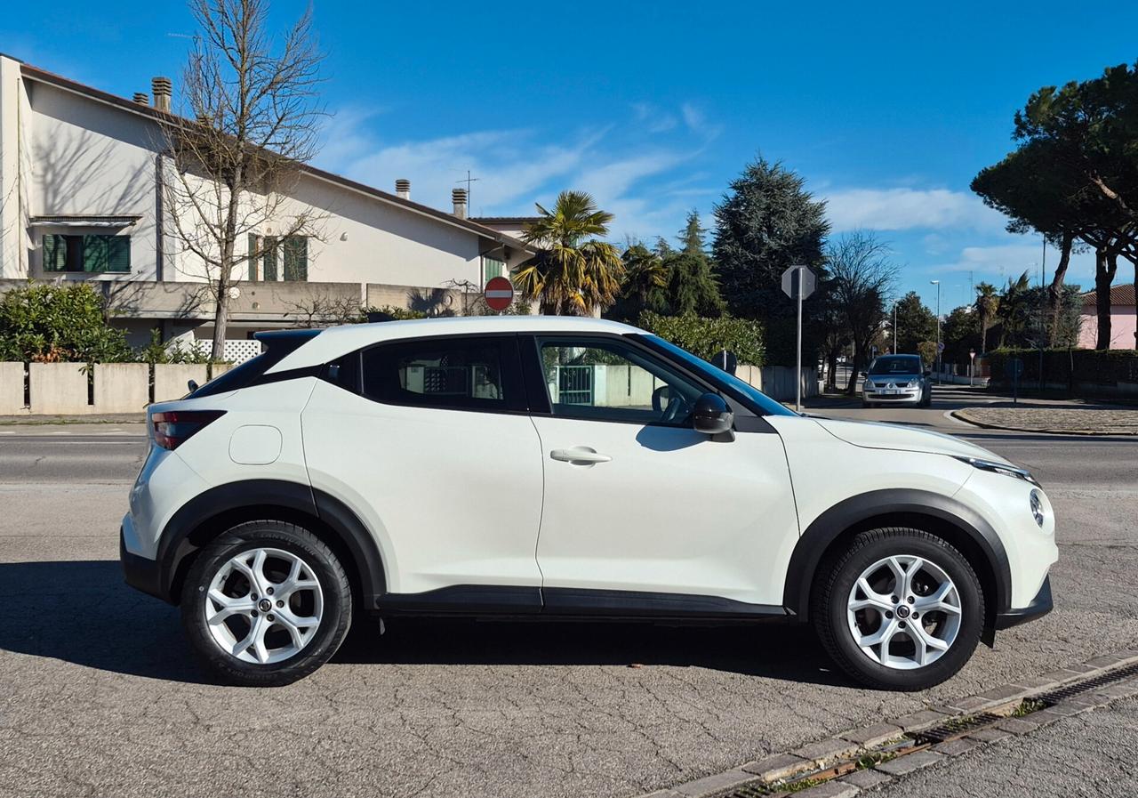 Nissan Juke 1.0 DIG-T 114 CV DCT N-Connecta