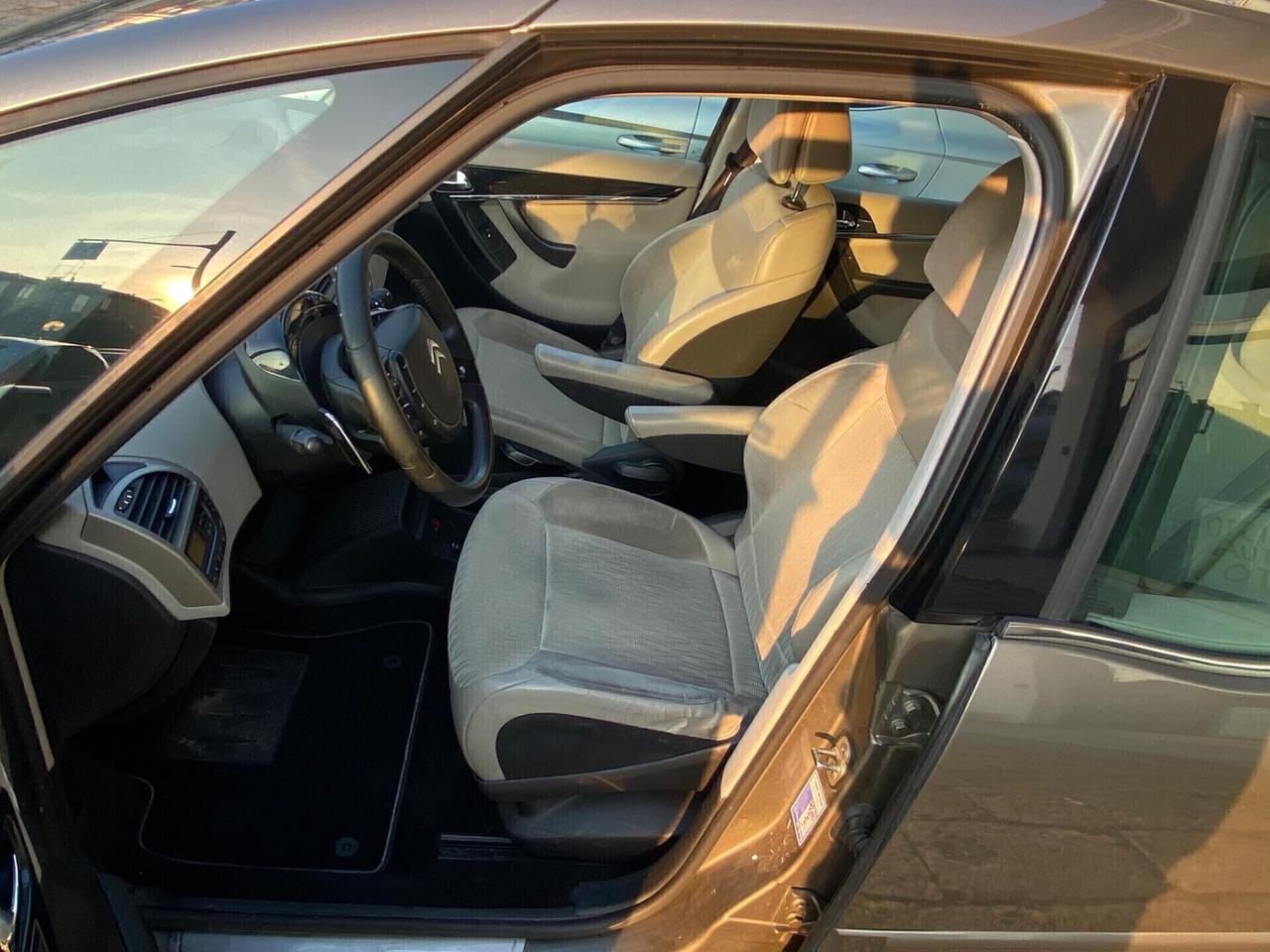 Citroen C4 Picasso 2.0 HDi 150 FAP Exclusive