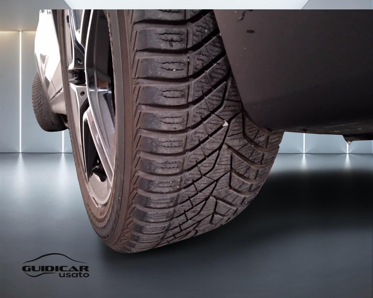 Mercedes-Benz GLB - X247 2019 - GLB 200 d Premium auto