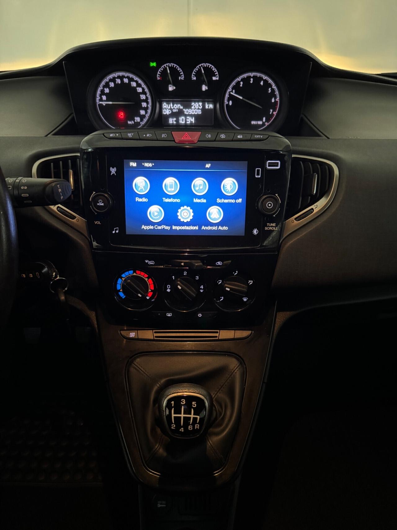 Lancia Ypsilon 1.0 FireFly 5 porte S&S Hybrid Gold