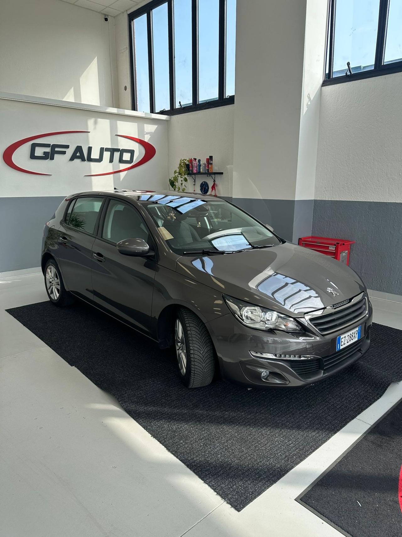 Peugeot 308 BlueHDi 120 S&S Business