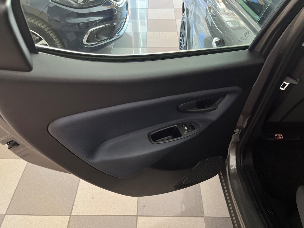 Lancia Ypsilon 1.0 FireFly 5 porte S&S Hybrid Gold Plus