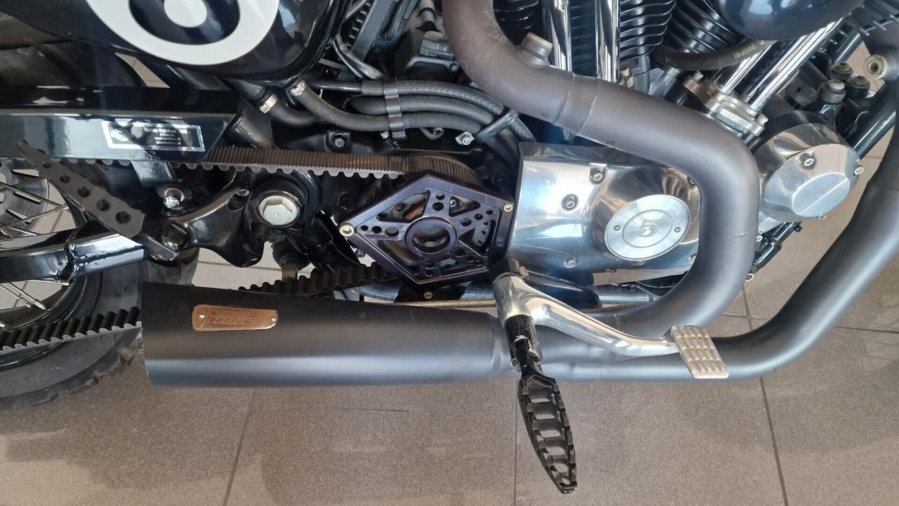 Harley-Davidson XL 883 CAFE' RACER