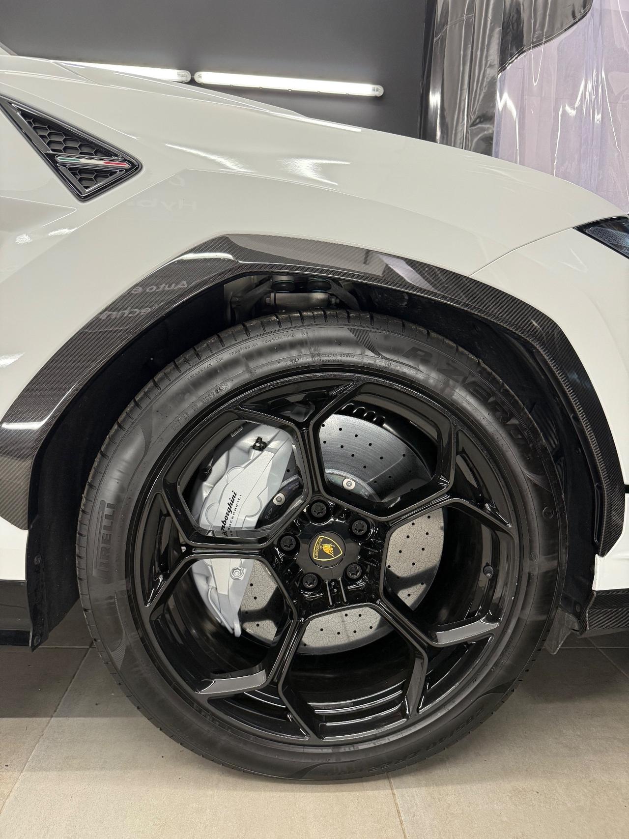 Lamborghini Urus 4.0 Performante