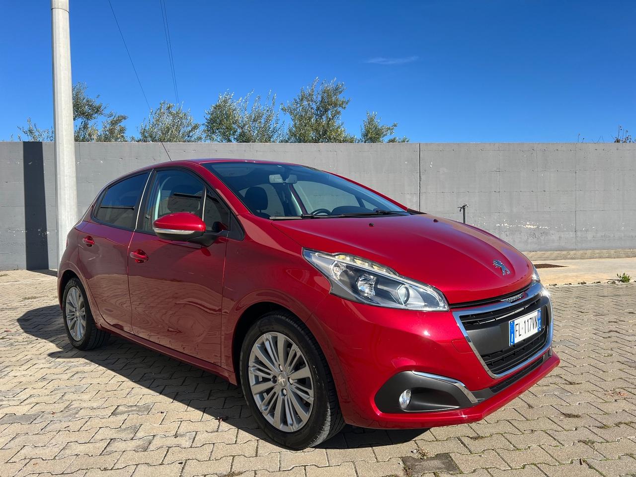 Peugeot 208 1.2 Benzina 82cv 5p. Allure - 2017
